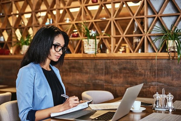 Création d'enseignes sur mesure en ille-et-vilaine